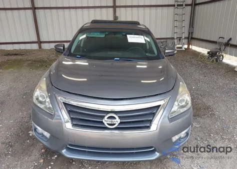 2015 Nissan Altima 2.5 Sv z USA, uszkodzony, nr VIN 1N4AL3AP4FC438901